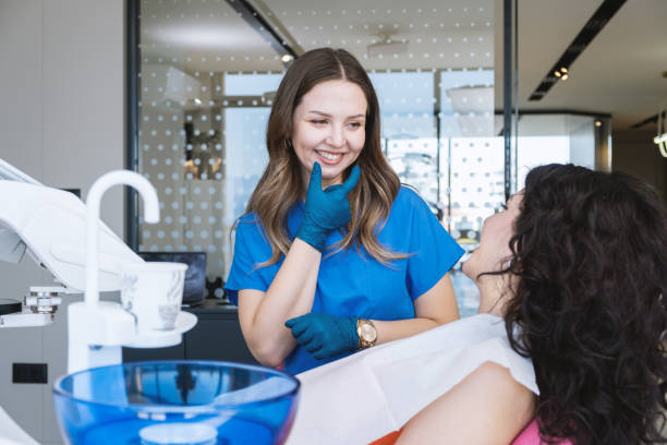 Professional Dental Services in Bayou Vista, TX